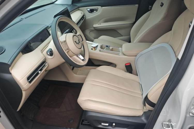 Used Wuling Bingo S 2025 Model 430km Flagship Edition Left Front Seat