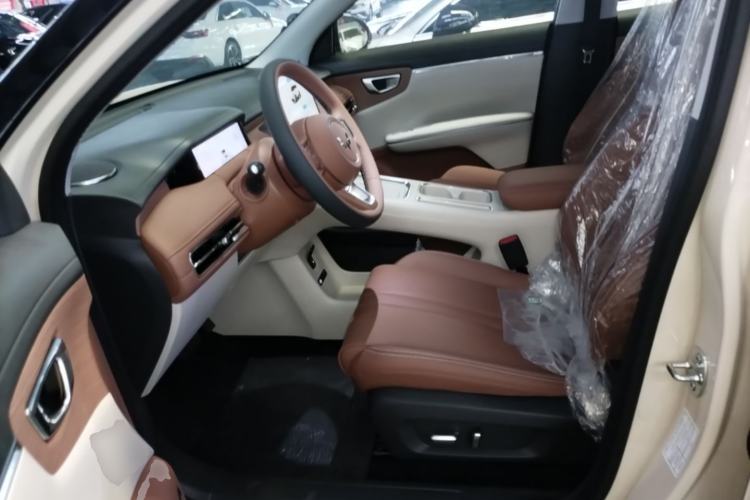 Used Wuling Bingo S 2025 Model 430km Flagship Edition Left Front Seat