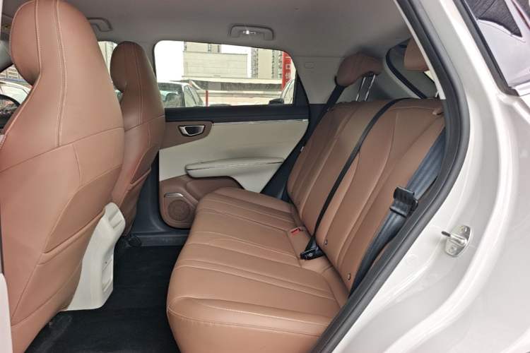 Used Wuling Bingo S 2025 Model 325km Deluxe Edition Left Rear Seat