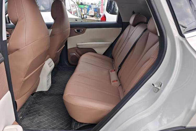 Used Wuling Bingo S 2025 Model 430km Flagship Edition Left Rear Seat