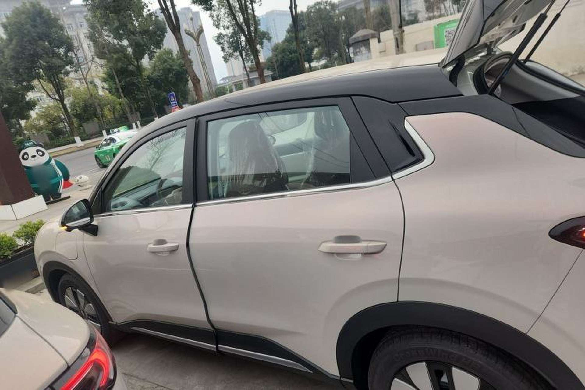Used Wuling Bingo S 2025 Model 325km Deluxe Edition Left Side
