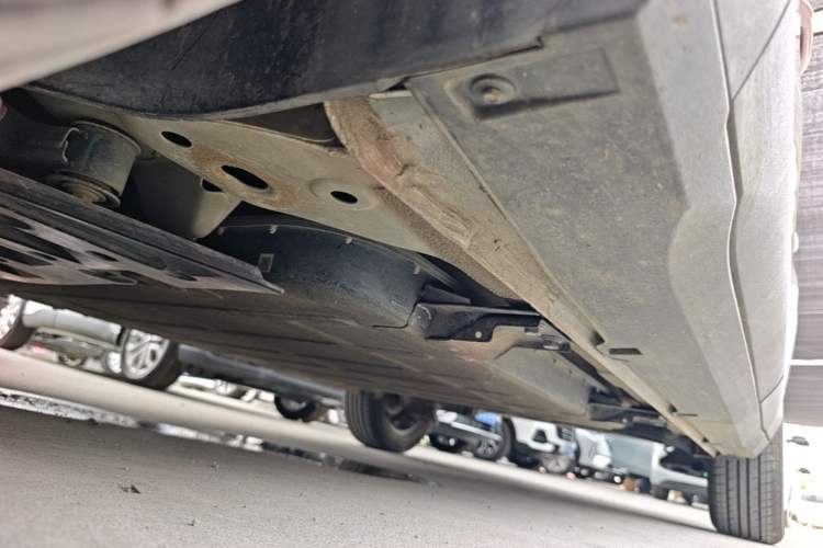 Used Wuling Bingo S 2025 Model 325km Deluxe Edition Left Side Sill