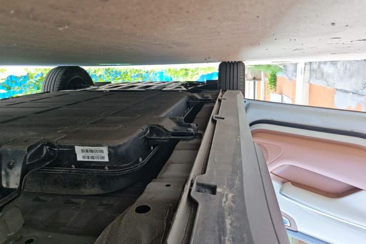 Used Wuling Bingo S 2025 Model 325km Deluxe Edition Left Side Sill