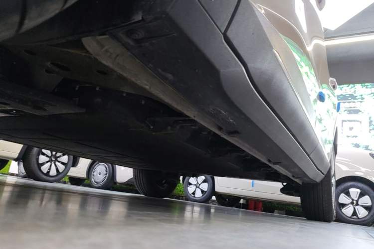Used Wuling Bingo S 2025 Model 430km Deluxe Edition Left Side Sill