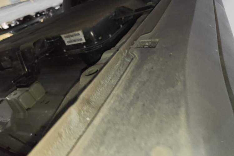 Used Wuling Bingo S 2025 Model 325km Flagship Edition Left Side Sill