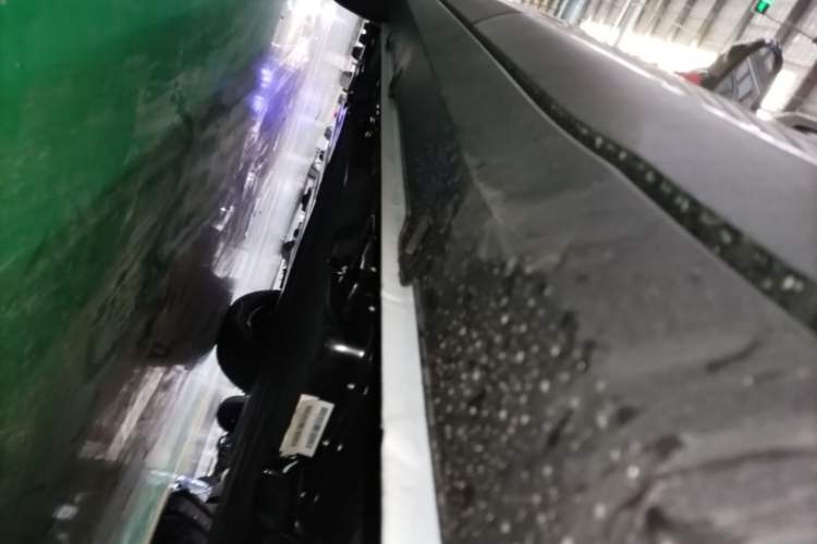 Used Wuling Bingo S 2025 Model 325km Deluxe Edition Left Side Sill