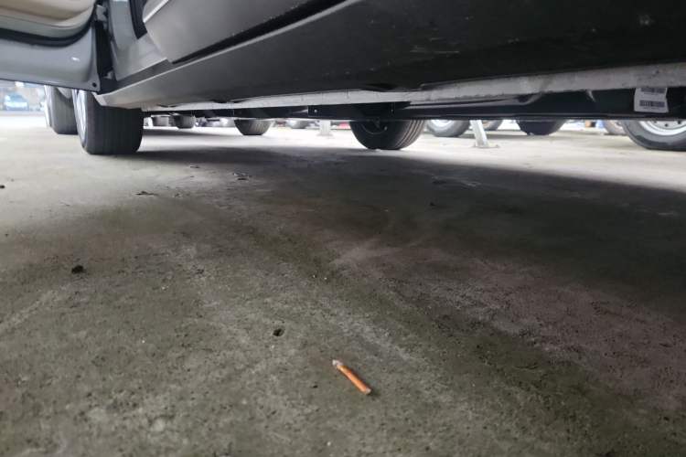Used Wuling Bingo S 2025 Model 430km Deluxe Edition Left Side Sill