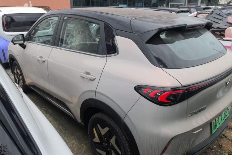 Used Wuling Bingo S 2025 Model 325km Flagship Edition Rear Left 45 Deg