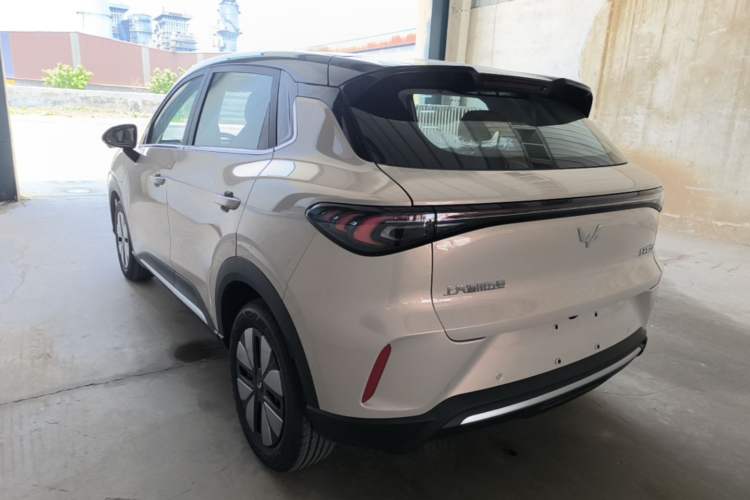 Used Wuling Bingo S 2025 Model 325km Deluxe Edition Rear Left 45 Deg