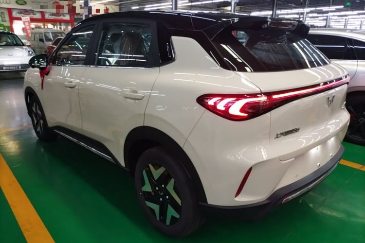 Used Wuling Bingo S 2025 Model 430km Flagship Edition Rear Left 45 Deg