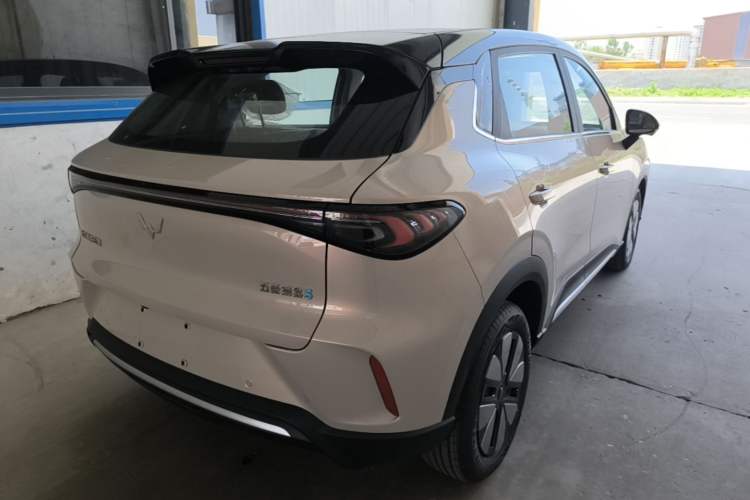 Used Wuling Bingo S 2025 Model 325km Deluxe Edition Rear Right 45 Deg