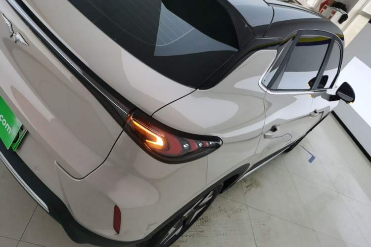 Used Wuling Bingo S 2025 Model 430km Flagship Edition Rear Right 45 Deg