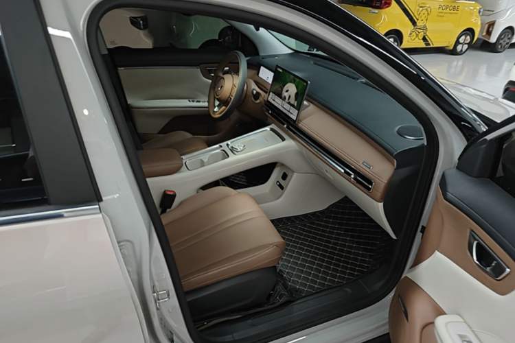 Used Wuling Bingo S 2025 Model 430km Flagship Edition Right Front Seat