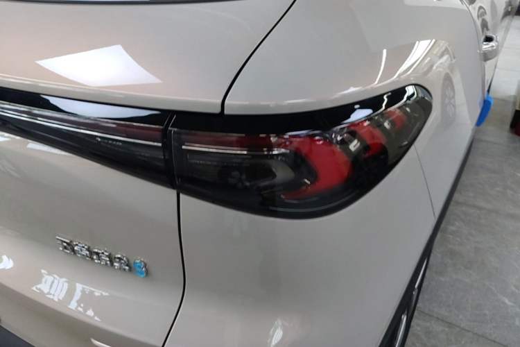 Used Wuling Bingo S 2025 Model 430km Deluxe Edition Right Rear Taillight