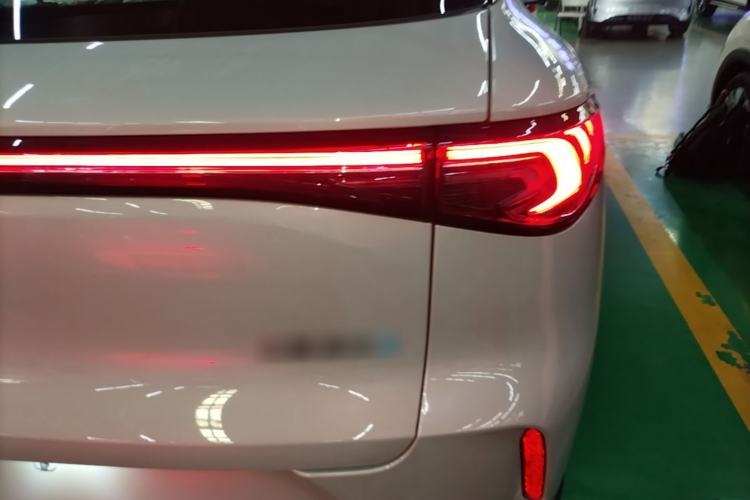 Used Wuling Bingo S 2025 Model 325km Deluxe Edition Right Rear Taillight