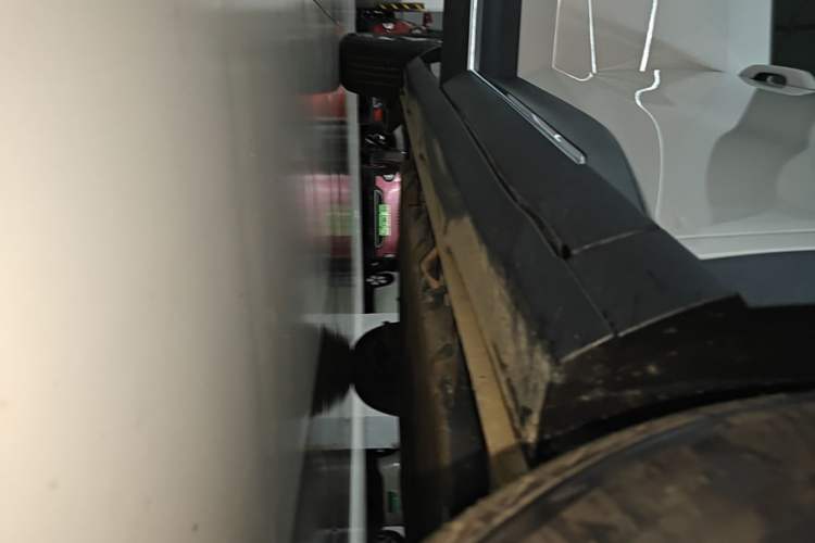 Used Wuling Bingo S 2025 Model 430km Flagship Edition Right Side Sill