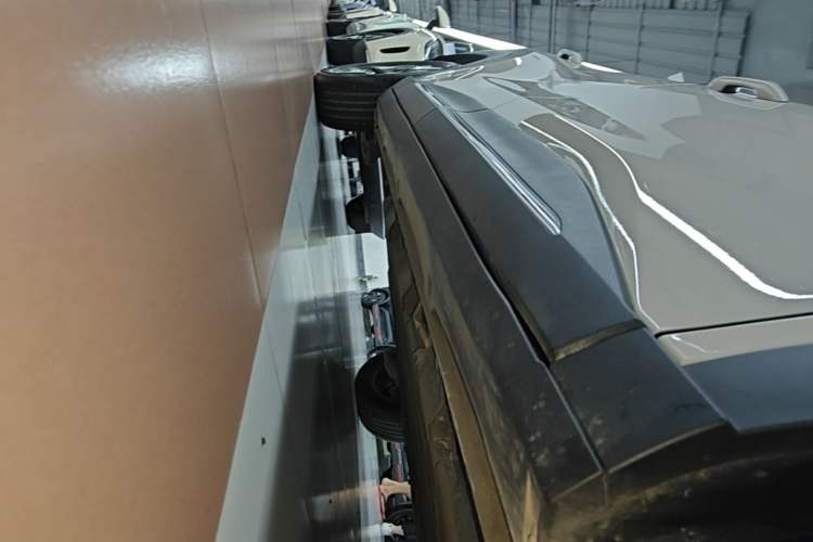 Used Wuling Bingo S 2025 Model 430km Flagship Edition Right Side Sill