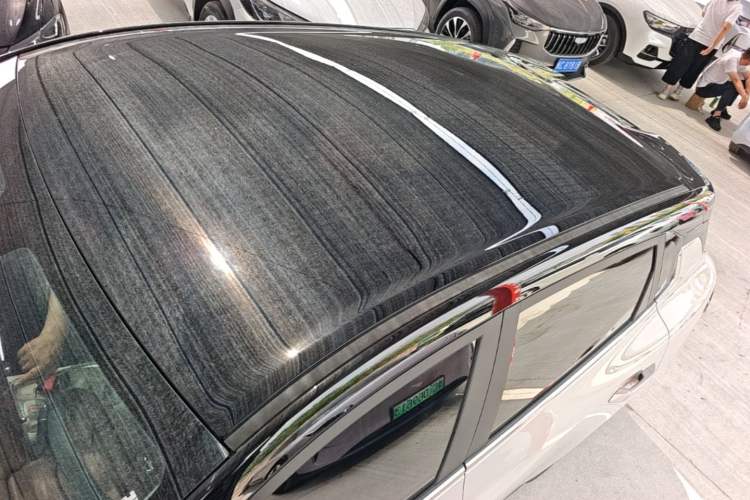 Used Wuling Bingo S 2025 Model 325km Deluxe Edition Roof