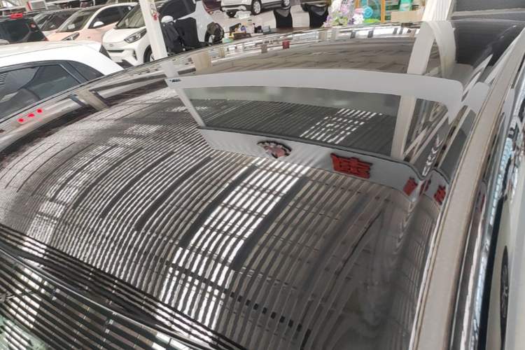 Used Wuling Bingo S 2025 Model 325km Deluxe Edition Roof