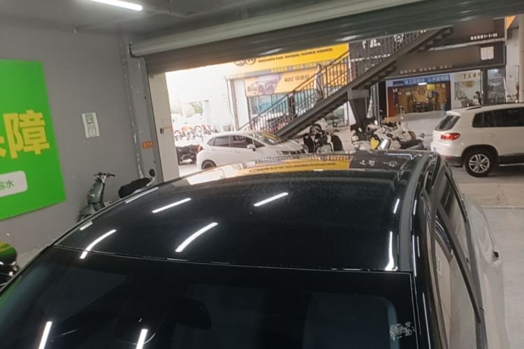 Used Wuling Bingo S 2025 Model 325km Flagship Edition Roof
