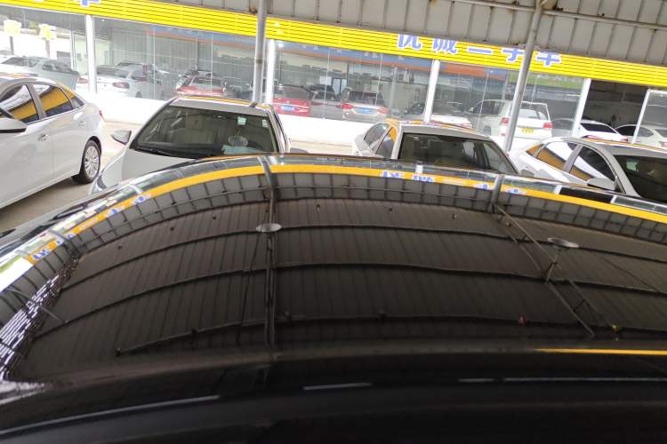 Used Wuling Bingo S 2025 Model 325km Deluxe Edition Roof