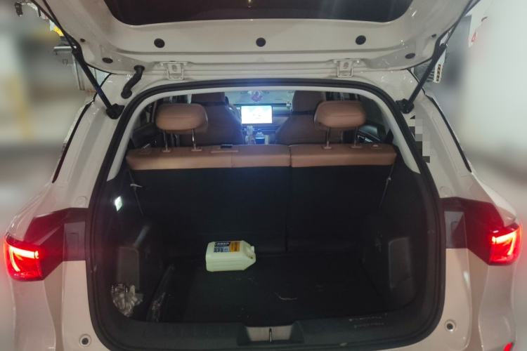 Used Wuling Bingo S 2025 Model 325km Deluxe Edition Trunk
