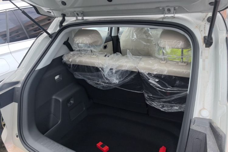Used Wuling Bingo S 2025 Model 325km Flagship Edition Trunk