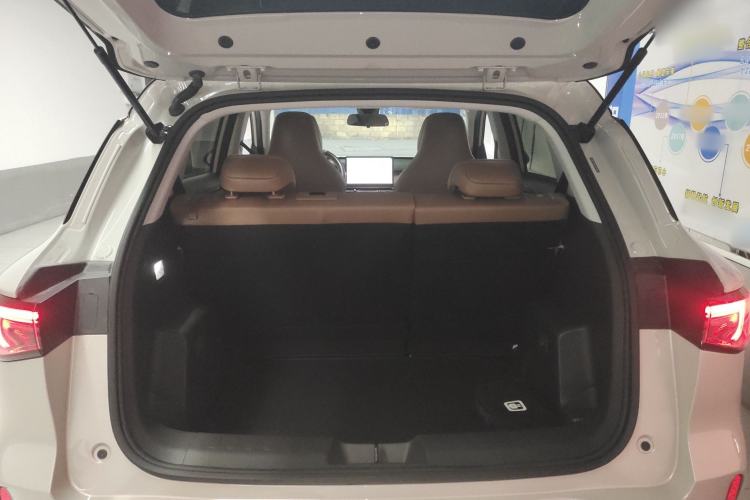 Used Wuling Bingo S 2025 Model 430km Flagship Edition Trunk