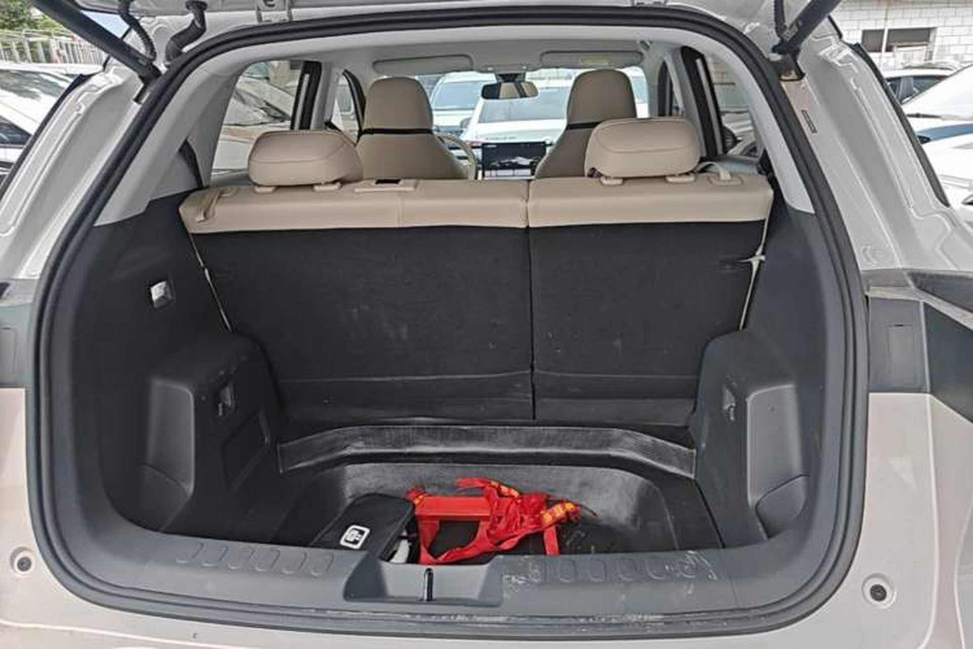 Used Wuling Bingo S 2025 Model 430km Flagship Edition Trunk
