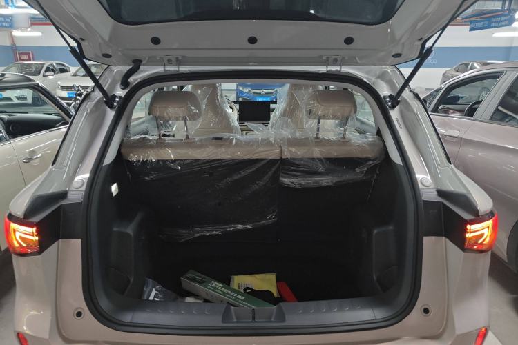 Used Wuling Bingo S 2025 Model 325km Deluxe Edition Trunk
