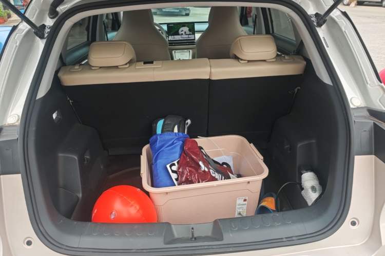 Used Wuling Bingo S 2025 Model 430km Flagship Edition Trunk