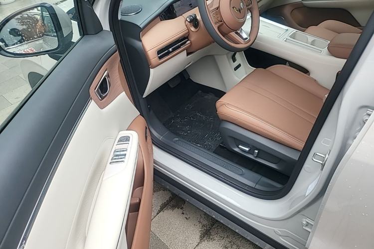 Used Wuling Bingo S 2025 Model 325km Flagship Edition Driver Seat