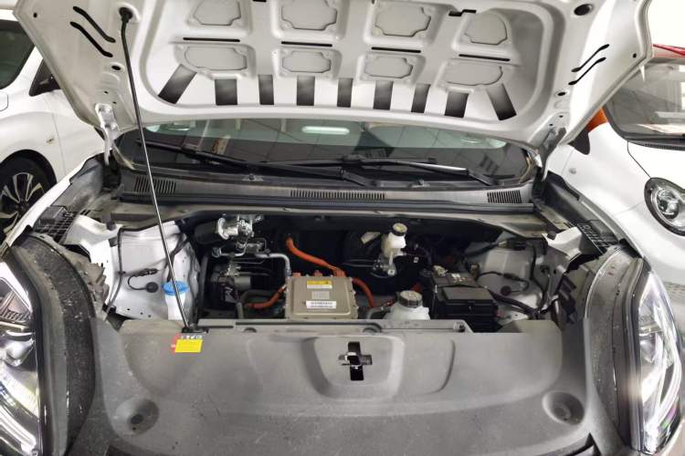 Used Wuling Bingo S 2025 Model 430km Deluxe Edition Engine Bay