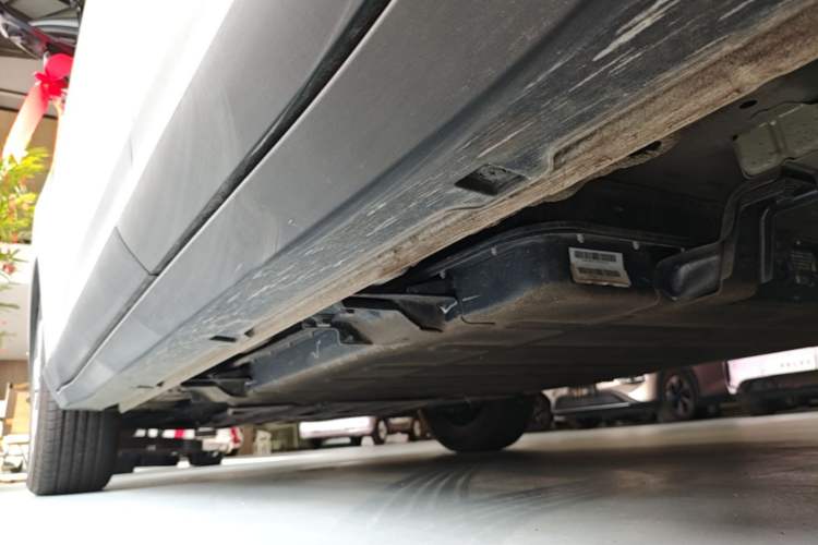 Used Wuling Bingo S 2025 Model 325km Deluxe Edition Left Side Sill