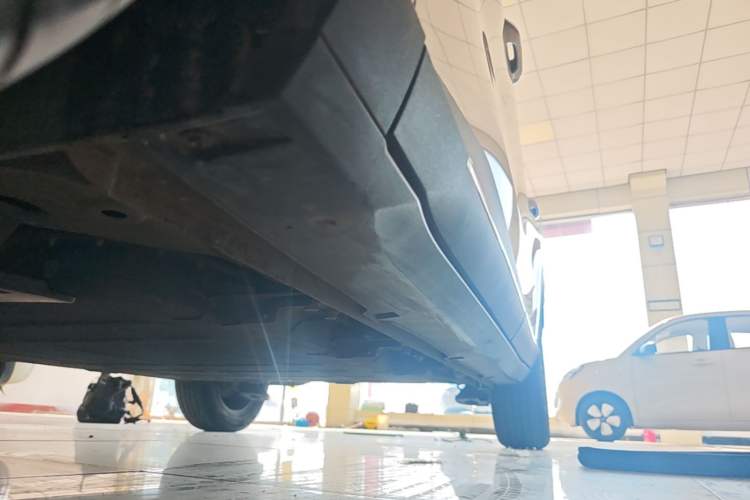 Used Wuling Bingo S 2025 Model 430km Flagship Edition Left Side Sill