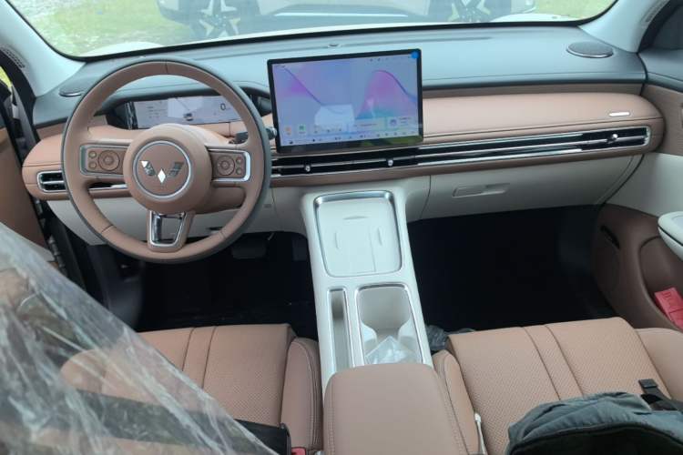 Used Wuling Bingo S 2025 Model 325km Flagship Edition Center Console