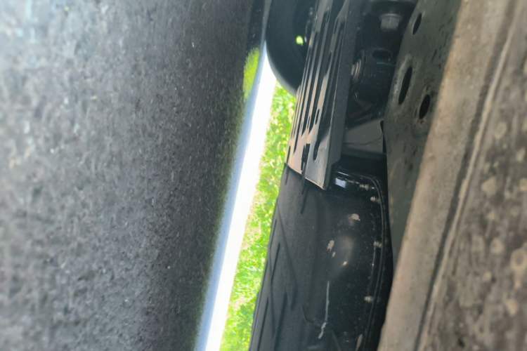 Used Wuling Bingo S 2025 Model 430km Deluxe Edition Chassis Front Left