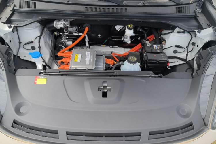 Used Wuling Bingo S 2025 Model 325km Flagship Edition Engine Bay