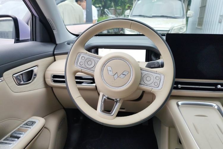 Used Wuling Bingo S 2025 Model 325km Flagship Edition Steering Wheel