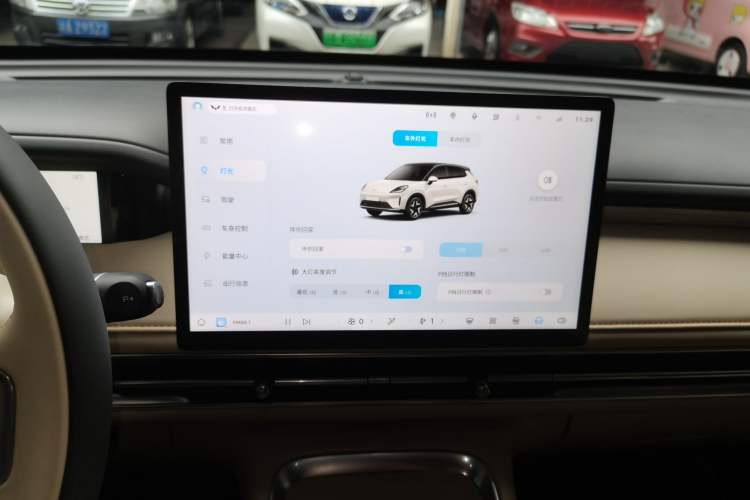 Used Wuling Bingo S 2025 Model 325km Flagship Edition Audio And AC Panel