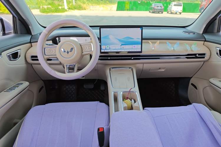 Used Wuling Bingo S 2025 Model 430km Flagship Edition Center Console