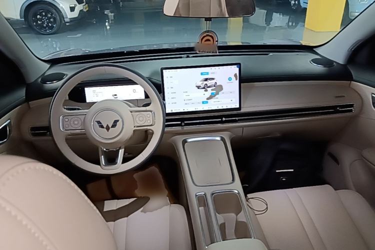 Used Wuling Bingo S 2025 Model 325km Flagship Edition Center Console