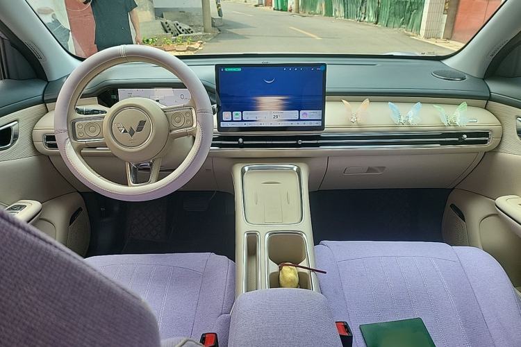 Used Wuling Bingo S 2025 Model 430km Flagship Edition Center Console