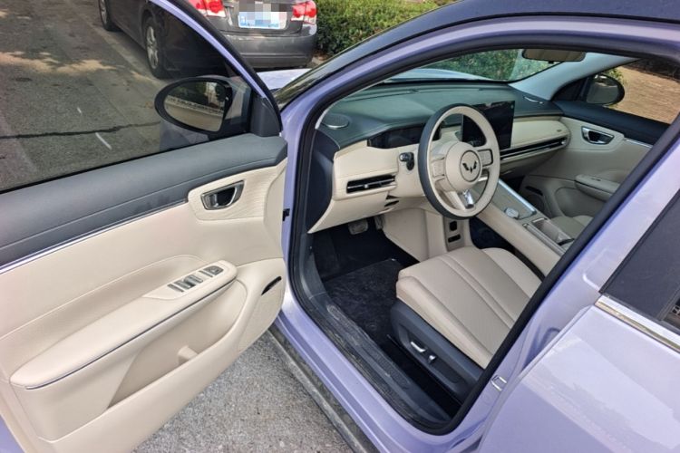 Used Wuling Bingo S 2025 Model 430km Flagship Edition Driver Seat