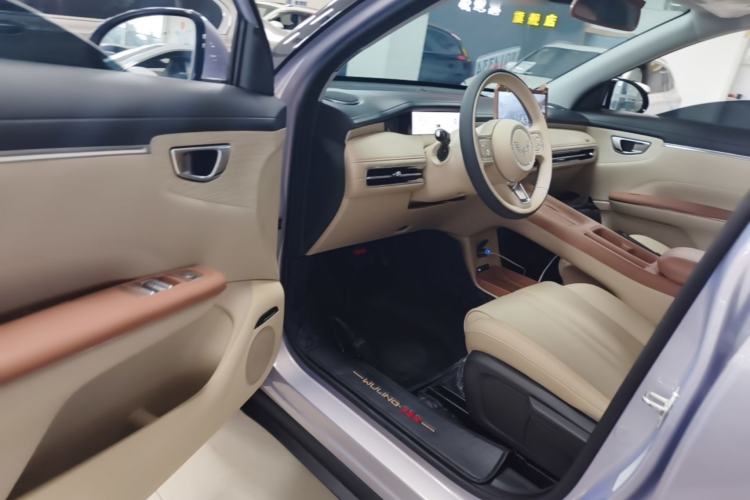 Used Wuling Bingo S 2025 Model 325km Deluxe Edition Driver Seat