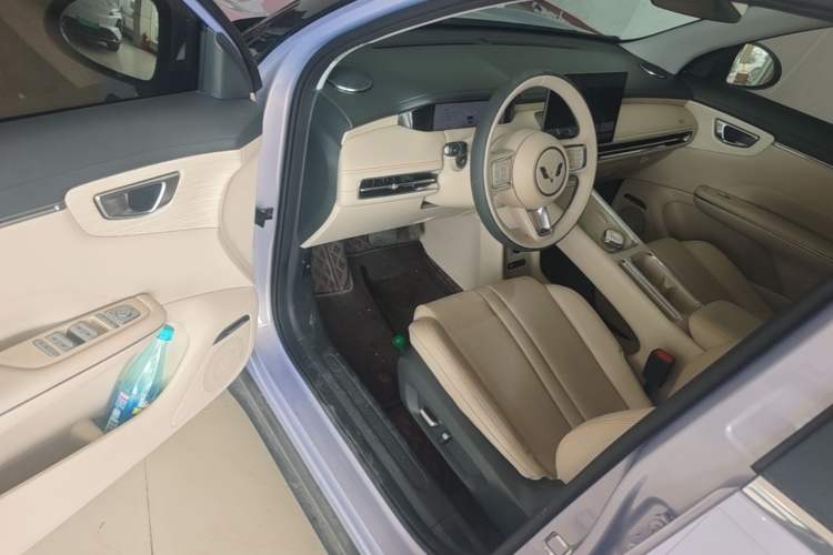 Used Wuling Bingo S 2025 Model 430km Flagship Edition Driver Seat