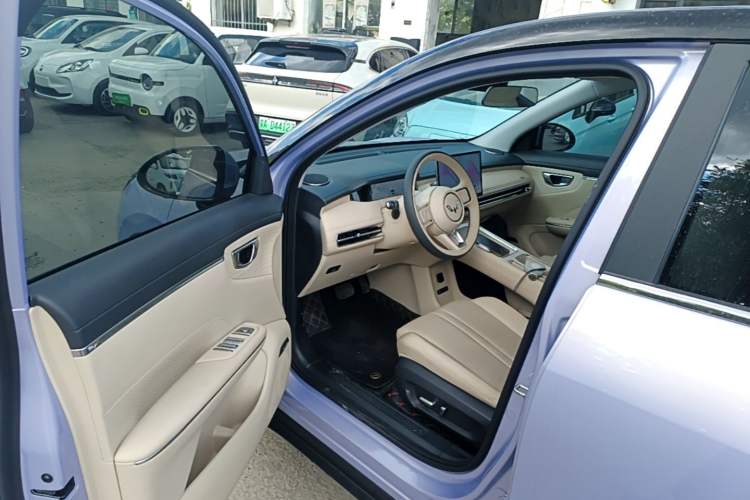 Used Wuling Bingo S 2025 Model 430km Flagship Edition Driver Seat