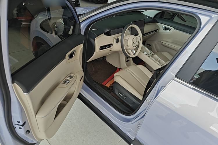 Used Wuling Bingo S 2025 Model 430km Flagship Edition Driver Seat