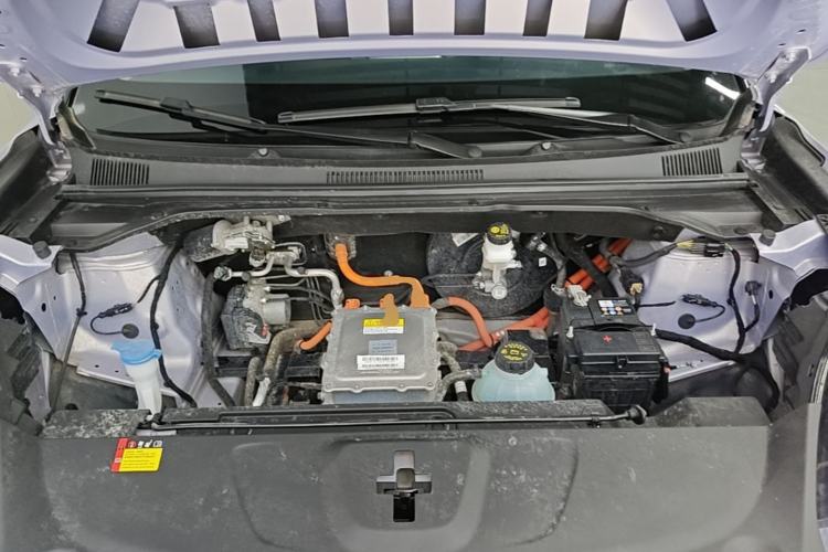 Used Wuling Bingo S 2025 Model 430km Flagship Edition Engine Bay