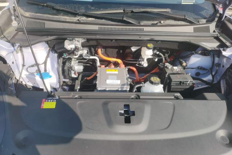Used Wuling Bingo S 2025 Model 430km Deluxe Edition Engine Bay